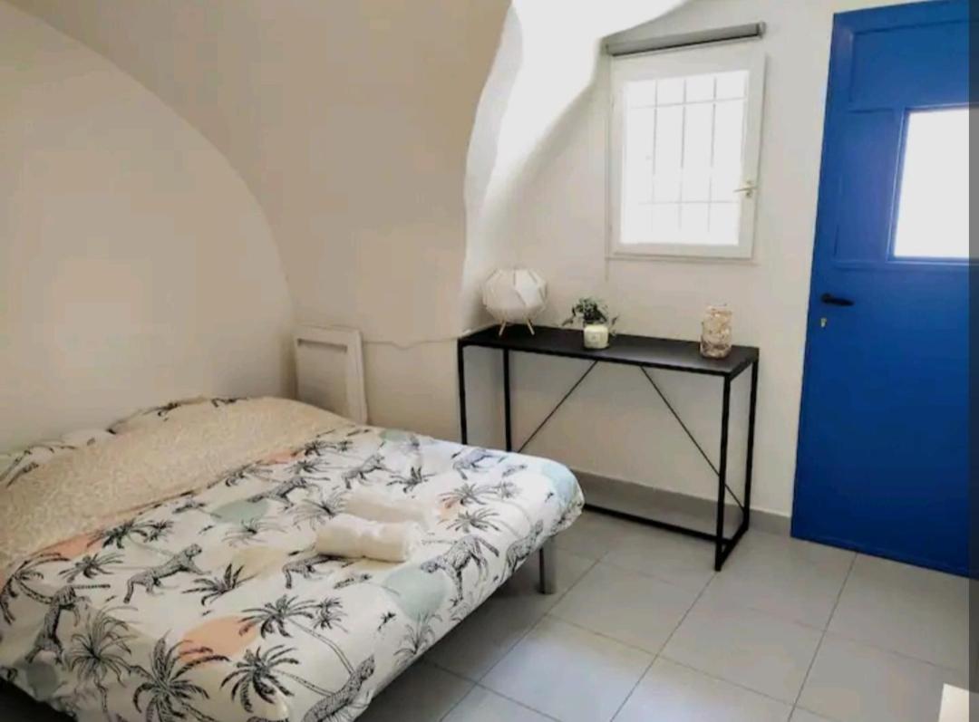 Апартаменты La Petite Voute Montpellier Reine Экстерьер фото